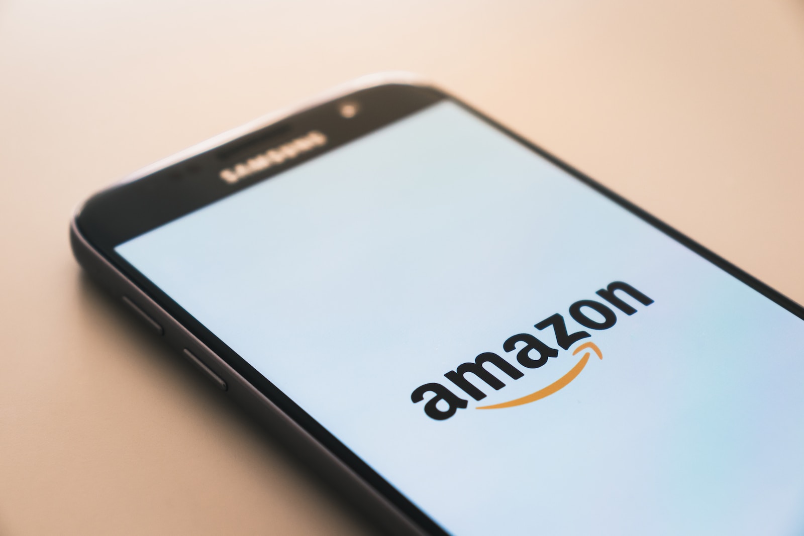 Meta’s New Integration: Shopping on Facebook and Instagram via Amazon